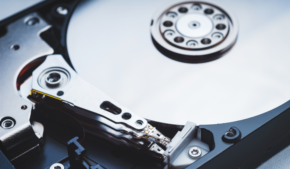 can you get data off of a dead hard drive